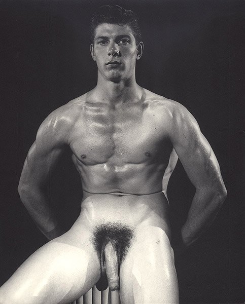 creatureblackl1's tweet photo. George Everett [Photos by Modern Photo and Dave Martin] Montgomery, Alabama and San Francisco, 1959 or perhaps earlier  #georgeeverett #modernphoto #davemartin #vintagemen #vintagegay #vintagephysique #nakedmen #nakedgay #gay #uncut https://t.co/agHnbfIdFE