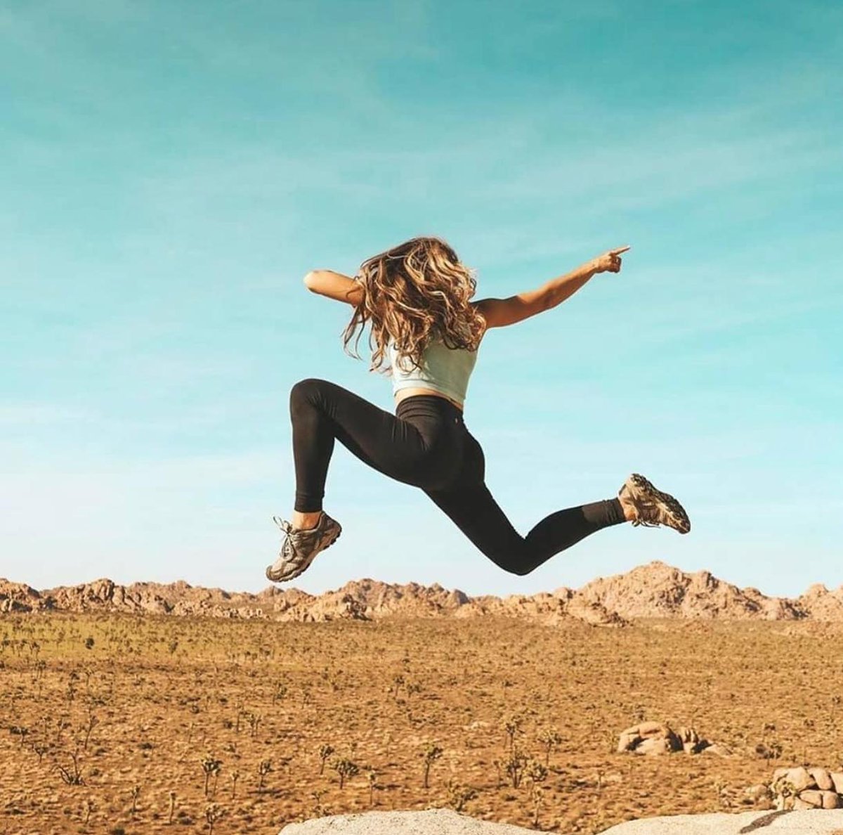 FastTwitchGma's tweet photo. A new weekend, a new start! What are you doing this weekend to crush your fitness goals? For motivation, visit our website: https://t.co/OTnkc9sVhN

📷: mindbodygreen https://t.co/nnYCqrTRqx