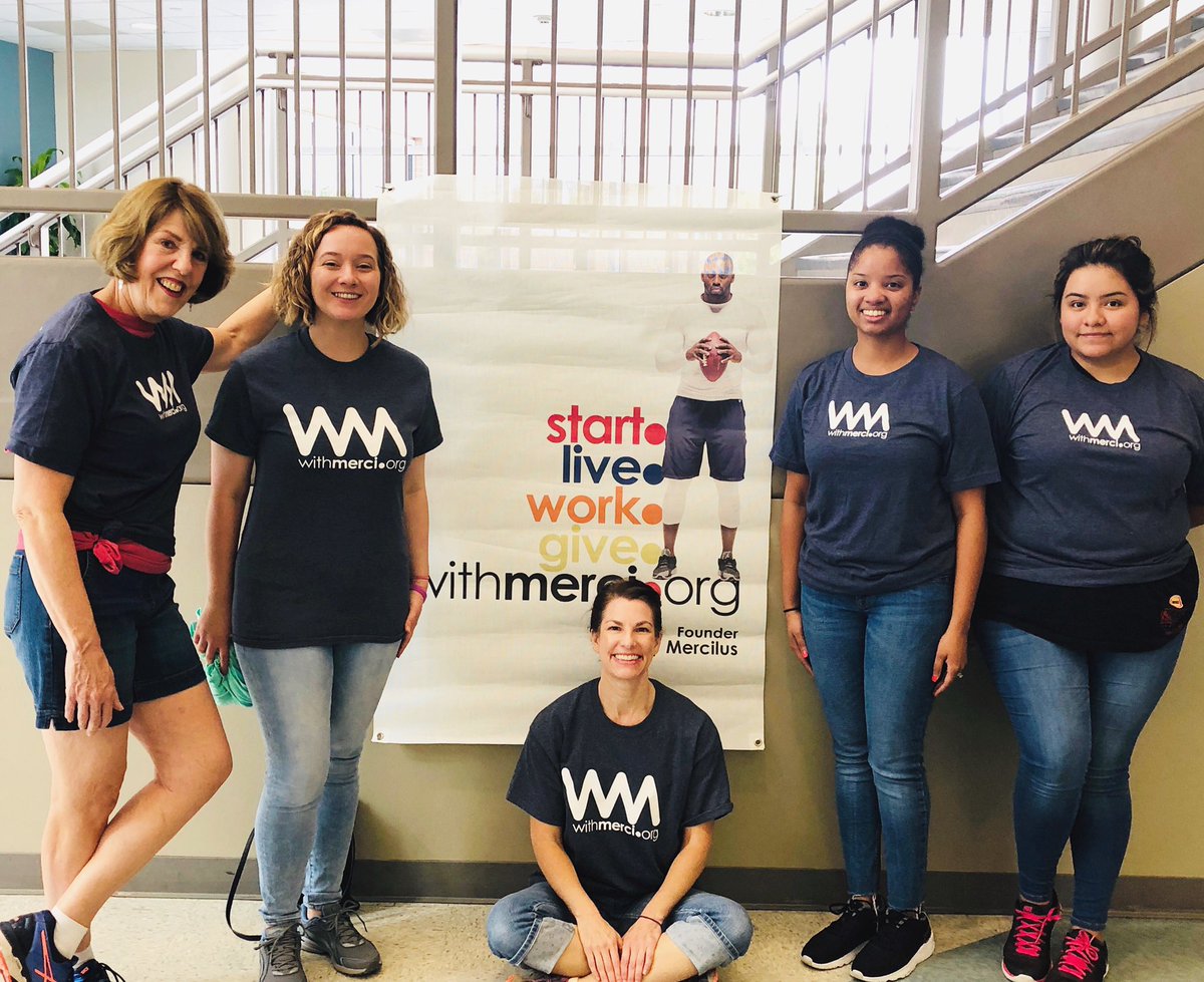 greaterhoucf's tweet photo. GHCF staff members volunteered today at the @WithMerci #Returning2Learning event! Returning 2 Learning was formed shortly after Hurricane Harvey to help HISD students with their immediate needs to return to school. Thank you to @Merci380 and WithMerci for everything you do! https://t.co/NiiEbASfnC