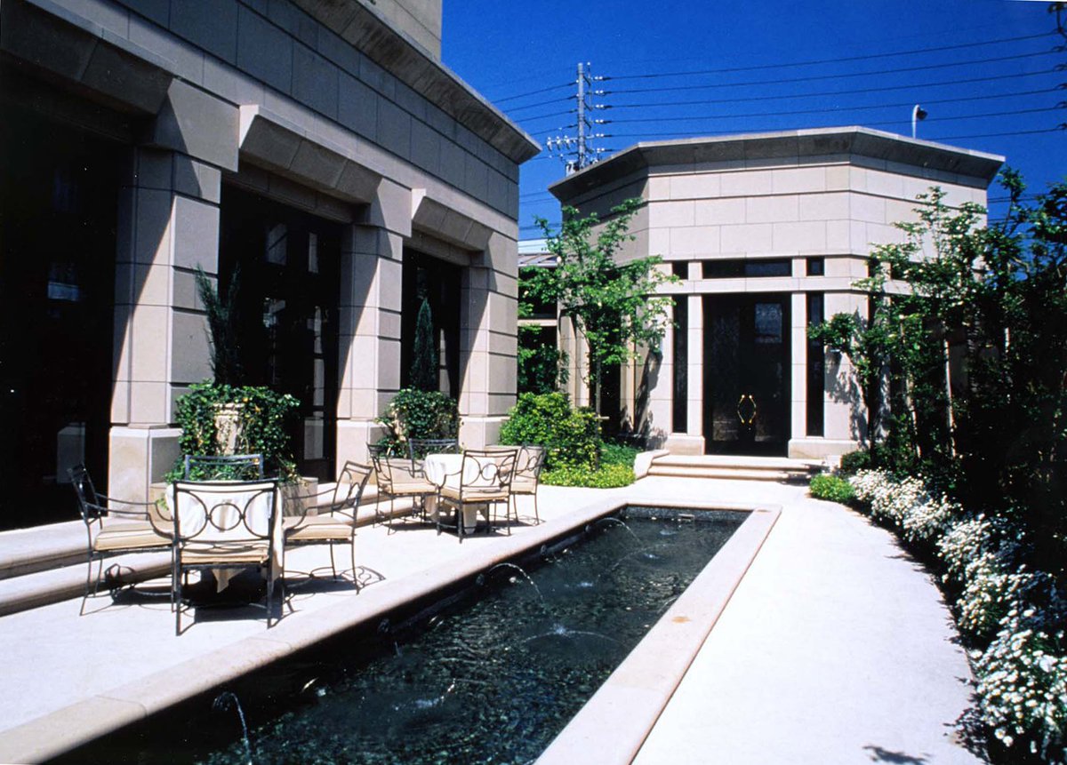 three architecture tweet media