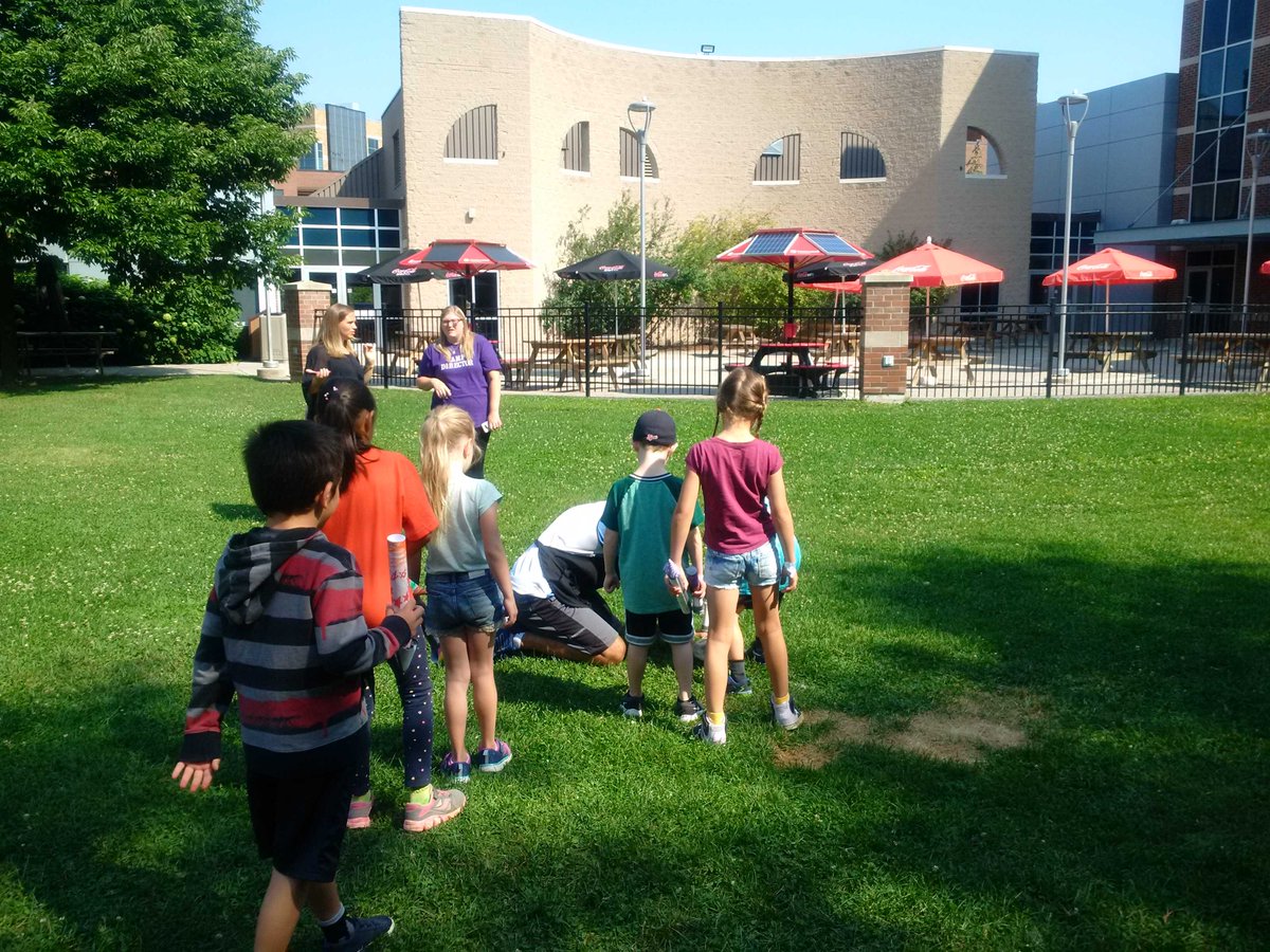 #Ldnont Great time at STEM camp at Fanshawe College. Budding young scientists had many successful rocket launches.