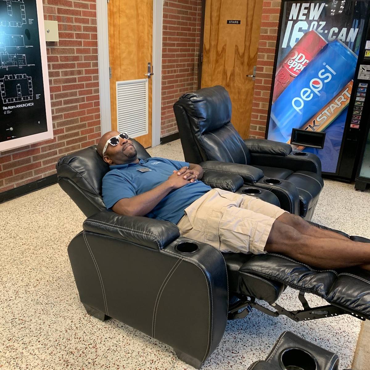 We love that our team and volunteers are working so hard, but don't forget to rest and practice good self care!  Our Director of Residential Education Ardell is here to show you how! #StateWelcome19