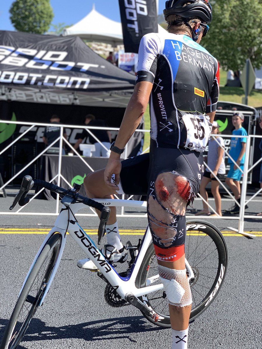 TFW you’re in a bike race rolling 60 kph but you have to pet a dog at one of the turns

(shoutout to all the goodest bois on course yesterday)