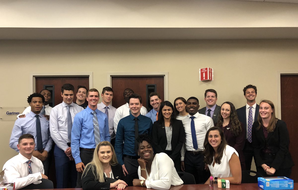 UCFDeVosSBM's tweet photo. Everyone please welcome the newest members of The Family! D21 we hope that the jitters have subsided because today is the start of your new beginning. See you all in New Orleans 💛🖤 #ucfdevos #TheFamily https://t.co/XdBeAcMjvt