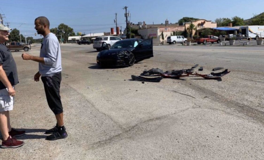 JabariJYoung's tweet photo. Told Tony Parker... involved in this accident in SA... is OK. Was checked and and major no harm. (BTW: Please don’t credit me with the pics. Not my photos. Just the info). #Spurs #NBA @TheAthleticNBA https://t.co/vxWTRuw1dI