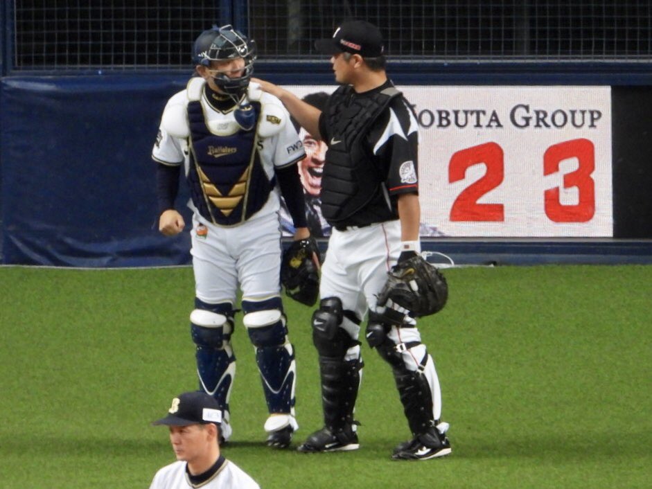 ありがとう野球 No Twitter もとソフトバンクな２人 オリ 山崎勝己捕手 背番号 62 ロッテ 細川亨捕手 背番号 55 T Co Oetixnyv8n Twitter