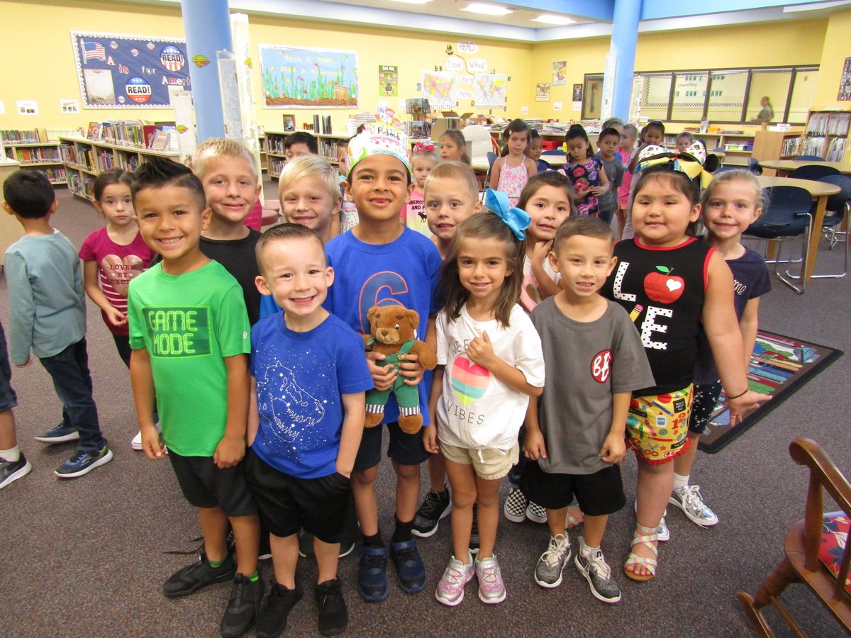 BensBranchElem's tweet photo. Kindergarten students learned about their new school while looking for Corduroy's missing button.  They visited the nurse and the library before finally finding the button in Mrs. Olano's office.
#NCISD #bbechat https://t.co/ABaEmBpNBW