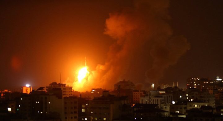 Israeli air Force planes are now bombing targets in Gaza Strip.

#غزة_تحت_القصف
#Gaza_Under_Attack