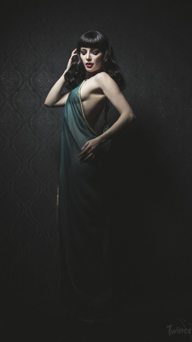 Twisted_Pix's tweet photo. From a recent magazine 6 page spread, featuring Helen Diaz. 

Makeup by Louise Varns.

Assistant: Lauren Kate

Shot at Studio X, Birmingham. https://t.co/xKTH75hHT0