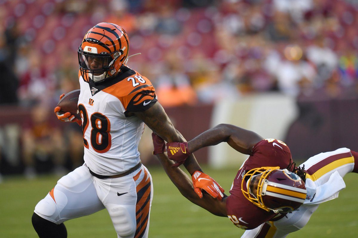 Joe_MainMixon's tweet photo. It’s just a lil different when the bull got the rock😤 https://t.co/pxH6OnvWUz