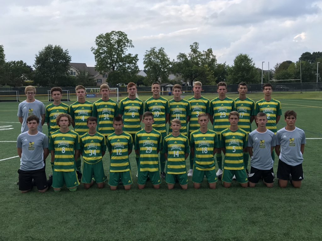 EHSpressbox's tweet photo. Your 2019 @_EHSAthletics @EmmSoccer  team!! https://t.co/cjP5Fl94eG