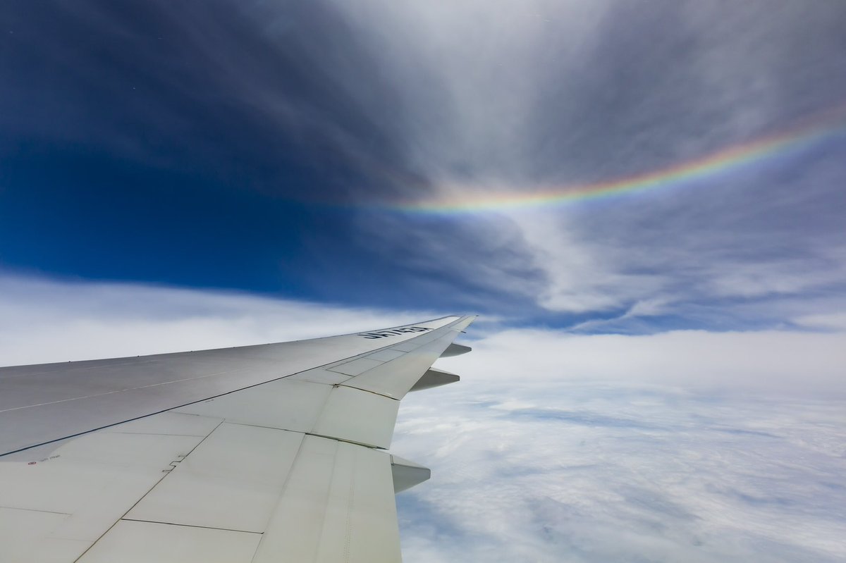 雲の上はいつも青空