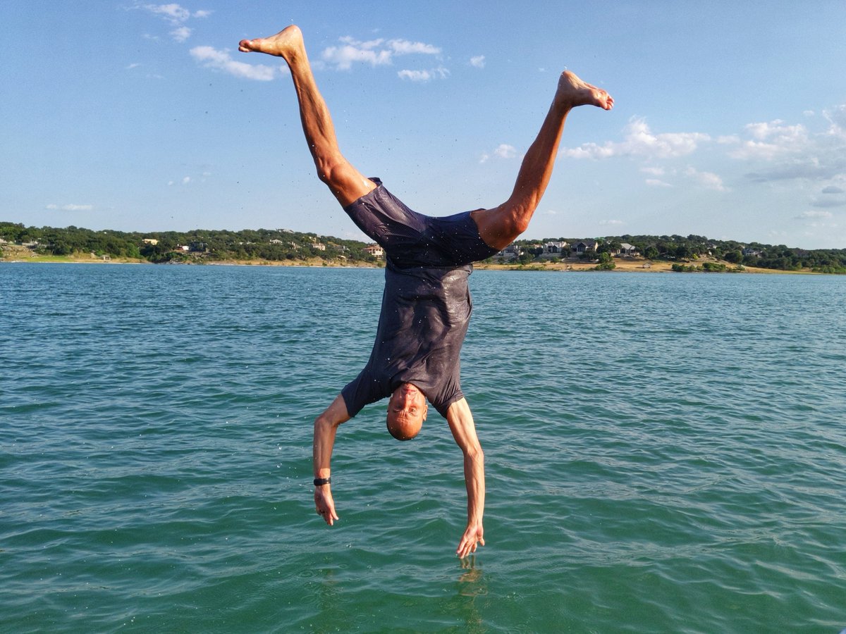 manuginobili's tweet photo. 🇺🇲After Hawaii and Costa Rica is time to enjoy a little bit of Texas before school starts!
🇦🇷 Después de Hawaii y Costa Rica es tiempo de disfrutar un poco Texas antes del comienzo de las clases.  

📍Canyon Lake, Texas https://t.co/2t3SLGmVys