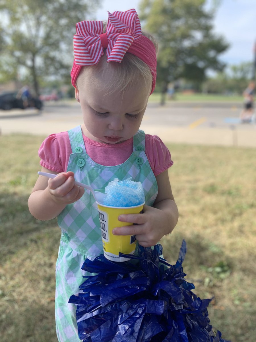 B_Kimbleton's tweet photo. Enjoying our @KONAICE before #futbolfridaynight #theGJPSway #welcomebackGJPS https://t.co/bj1oCjApm2