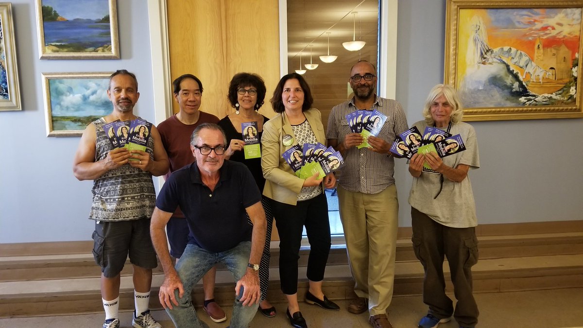 kristenmobilia's tweet photo. So much is going on - community meetings & celebrations every night - plus LOTS of door knocking - come join us for #CommunityEngagement & loads of fun! #bospoli #Vote #VoteSept24 #District8 #BostonCityCouncil https://t.co/2cHOI6h9c9