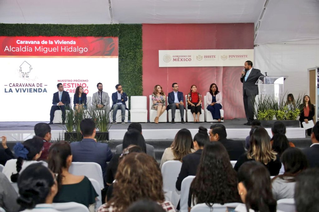 FOVISSSTEmx's tweet photo. su calidad de vida y la de su familia." Rodríguez López @ArqAgustin19 https://t.co/u9TIWUo7QE