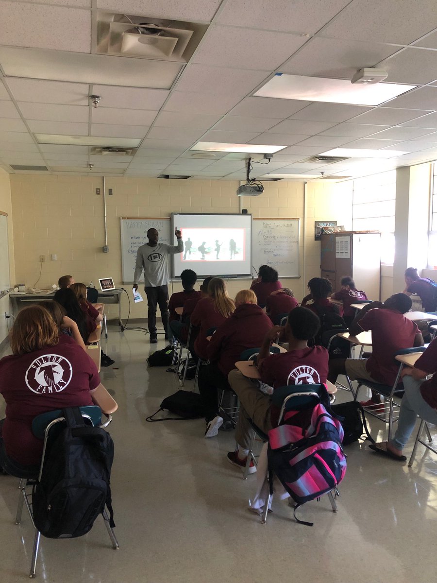 CoachHeadrick's tweet image. Thank You ⁦@seelongrunone5⁩ for informing our Merlin Students about the benefits of ⁦@Falcon_GRAD⁩! #FultonFamily #ProjectGrad