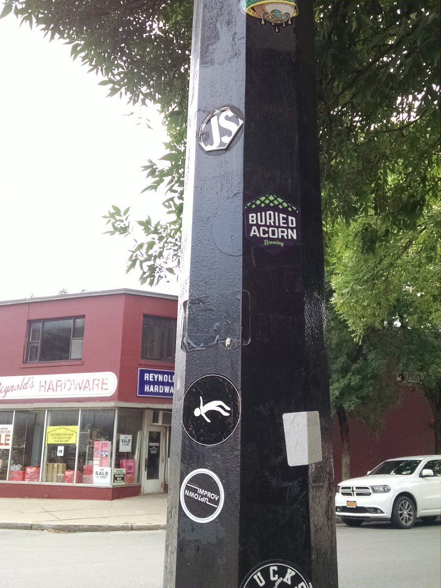Street light pole art in #Utica <a href="/buried_acorn/">Buried Acorn Brewing Co.</a> 🍻