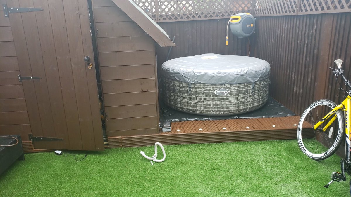 rage4vr's tweet photo. Virtually done! #Rage4VR #Twitch #Garden https://t.co/GTRJ9D03BN