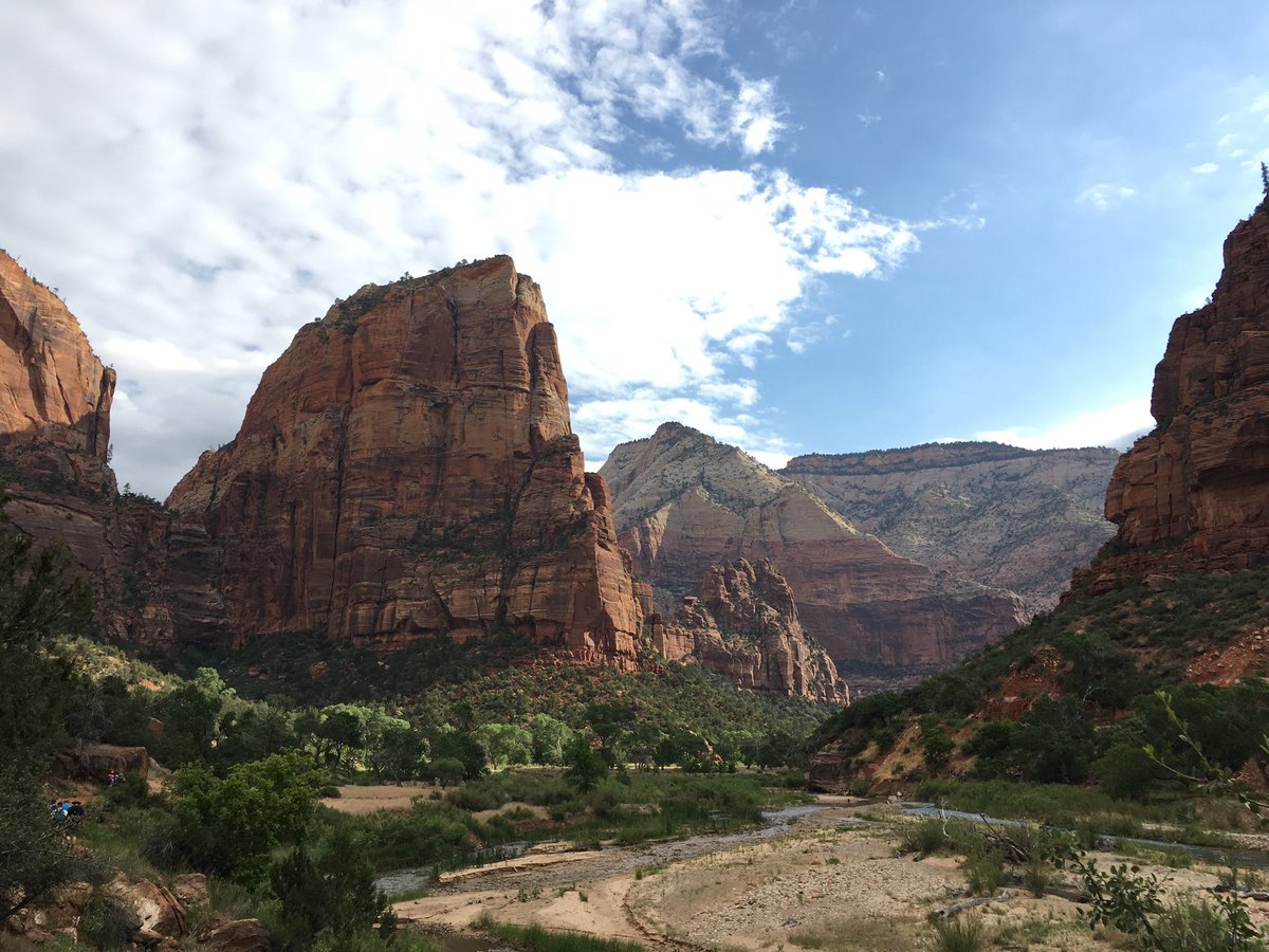 MPAUtah's tweet photo. Utah is full of beautiful landscapes and locations to film? What’s your favorite place you’ve filmed at in Utah? #mpautah https://t.co/4pR7fUuBqm