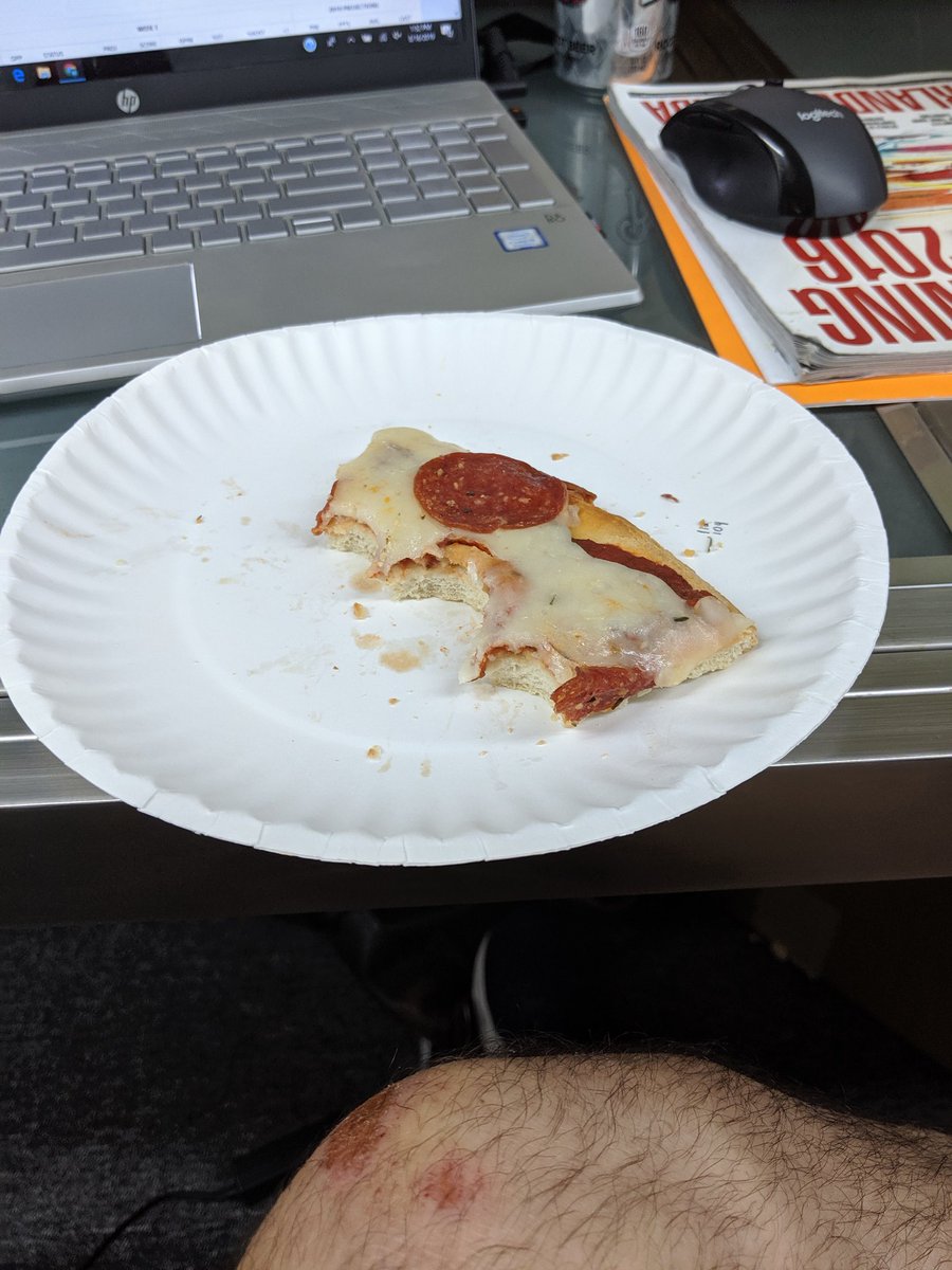 CRCPizzaMonday's tweet photo. WORD MUST SPREAD FAR AND WIDE!! Chalet Pizza in Galena is officially the worst pizza we have ever had. https://t.co/BvqXmT3119