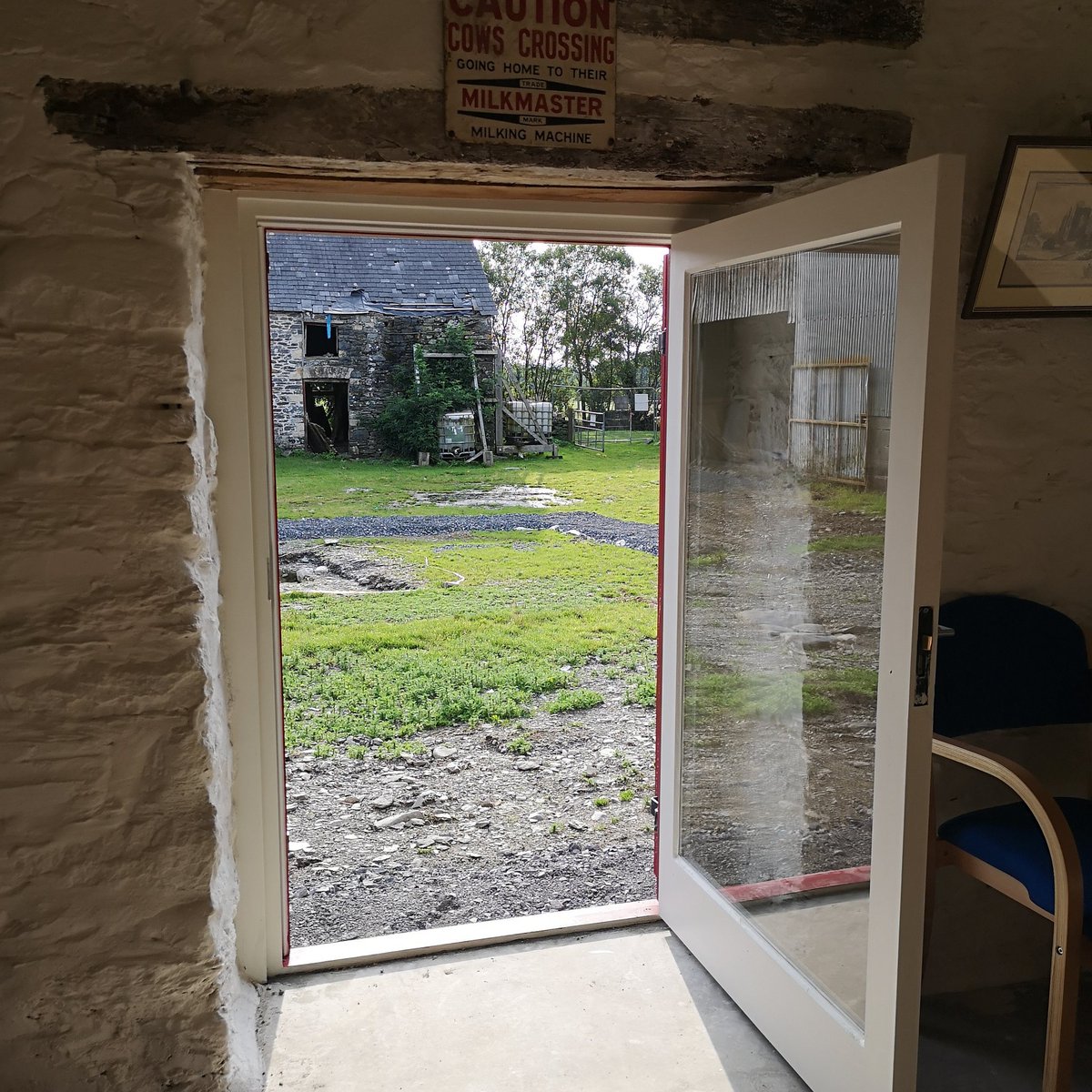 StrataFloridaFS's tweet image. Still spaces left for weeks 2&amp;amp;4 of the 1st ever Strata Florida Archaeology Field School starting next week! Full residential weeks: £150!
We still have spaces left on our day courses from only £30.
 strataflorida.org.uk/join-the-dig
@AllchurchesT @PrincesFound @YstradFflur @cbawalescymru