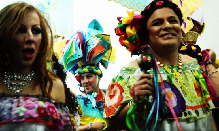 REMEZCLA's tweet photo. 'Las Chuntá' doc shines a light on the gender-bending men of Mexico's Fiesta Grande. https://t.co/xWd4PRzRre https://t.co/WqsJ2VEGJA