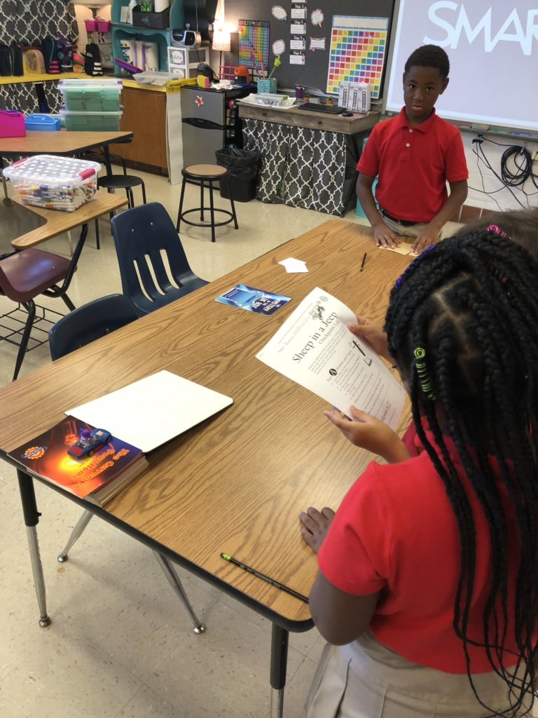 MrsAprilPowell's tweet photo. Sheep in a Jeep Checkpoint Lab. We love hands on experiences in 3rd grade. #motionandforce #groupwork #yayday @Ngdavisbobcats https://t.co/1jTQNE6v0D