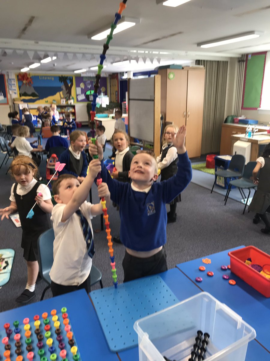 Can you create a peg tower that is taller than you? Primary 1 and 1/2 can! ✅ We applied our problem solving skills, tested different theories and experimented with different tower designs to create impressive structures!🤔🌟 @STEMEduc @STEMscotland