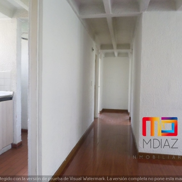 MDiazinmo's tweet photo. VENDO APARTAMENTO EN EL CORTIJO, AREA 70M2, $190.000.000. Vendo apartamento, excelente iluminación, segundo piso esquinero, cuenta con 4 habitaciones, un baño, sala comedor, cocina semi integral, pisos en madera laminada en zona social y alfombra en habitaciones, un parqueadero. https://t.co/EsYxQYHKxQ