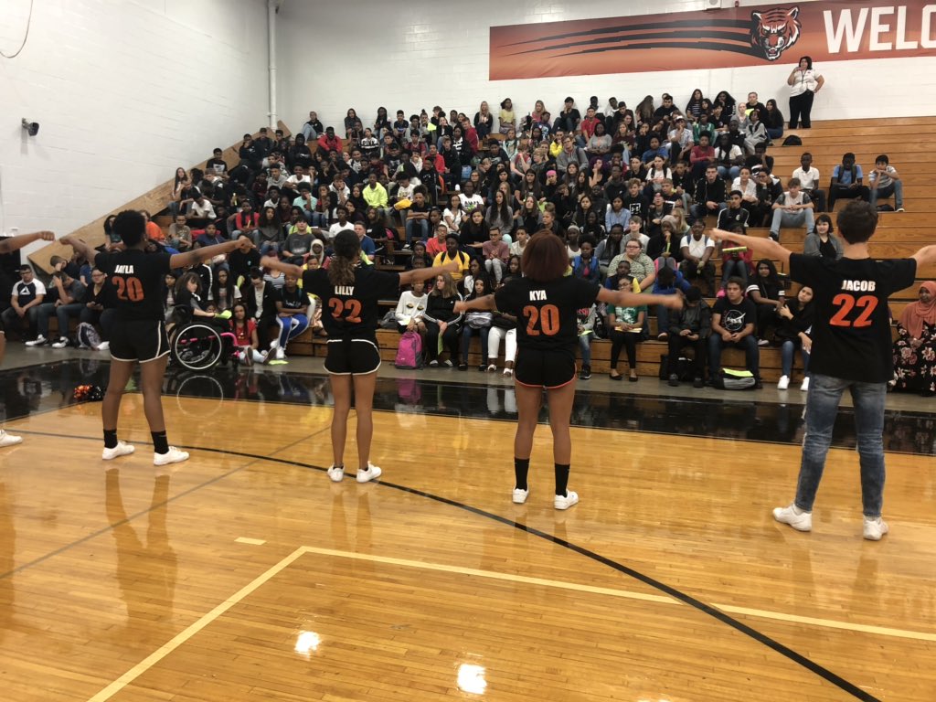 sarawilson021's tweet photo. @FernCreekHigh “Fresh Friday” Event for our Freshman Academy!They learned spirit cheers, received Class of 2023 T-shirt’s, signed the “Promise to Graduate” Banner and heard about our @AcademiesofLou  and from our upperclassmen athletes and club sponsors!  @JCPSKY @rebeccanicolas6 https://t.co/XLSCt2fpDM