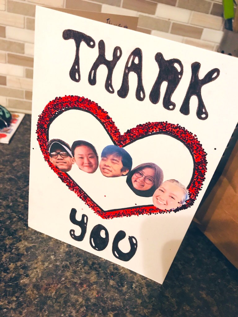 ROHS_Reimold's tweet photo. Last @ROHSiTeam meetup before everyone goes off to college. I’m going to miss you all! Best of luck to you at OU, WSU, GVSU &amp; FIT! You’re ready. You got this. 😄 #ravenpride #rohsiteam #rohsilab #pizza 🍕 https://t.co/a7q0icw4SC