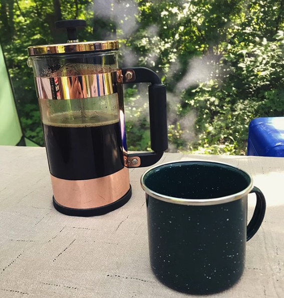 PrimulaProducts's tweet photo. Great coffee. Great outdoors.
📷: @botanical_beckaw
#frenchpress #coffeepress #primulabrew #perfectdailygrind #specialtycoffee #manmakecoffee #manualbrewonly #coffeetime #caffcult #peoplebrewcoffee #baristadaily #instacoffee #coffeeoftheday #coffeesesh #mycoffeecode https://t.co/ESyMFoFaXT