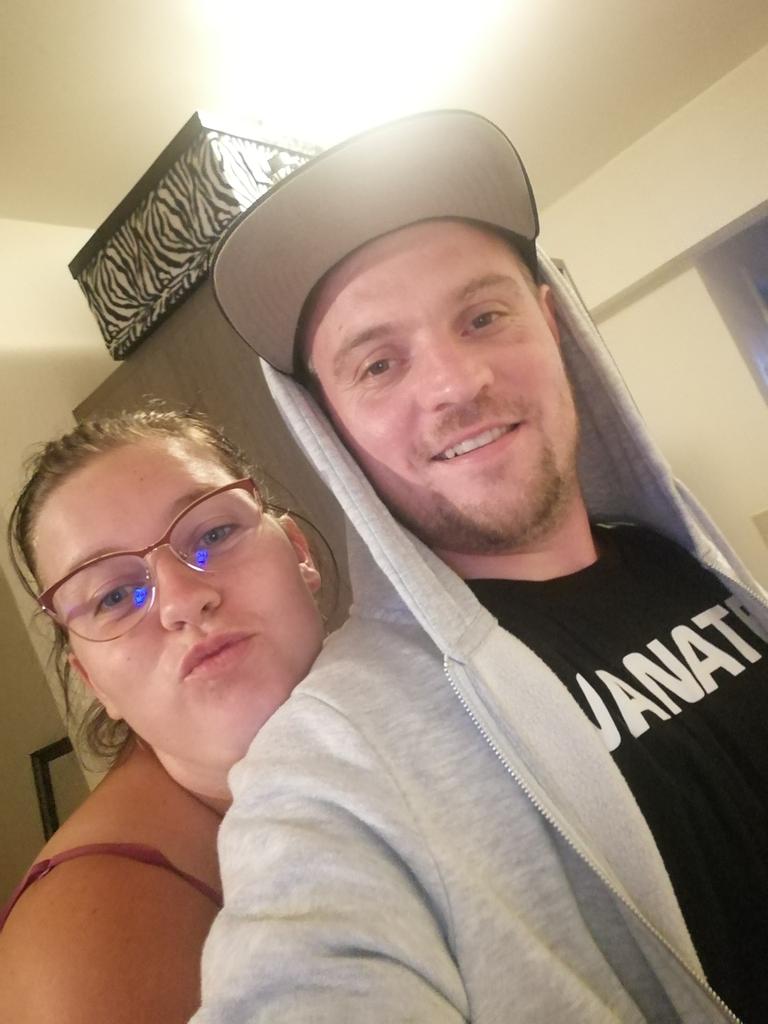 Luckypuffz's tweet photo. Today my wife has endured all my rages, weekends/weeks away for events, being 2nd place for 12 years! Thank you for believing in me #12yearsoflove 0 https://t.co/xr3W2mZFAu