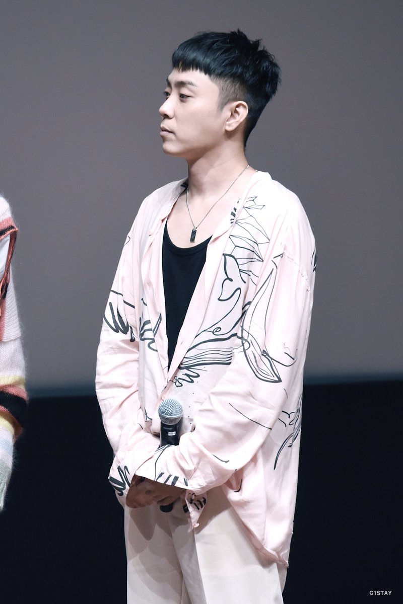 G1STAY's tweet photo. 190816 젝키빌라 무대인사

#은지원 #EUNJIWON #殷志源 #ウンジウォン #젝스키스 #SECHSKIES #水晶男孩 #ジェクスキス https://t.co/vzlDHw80M5