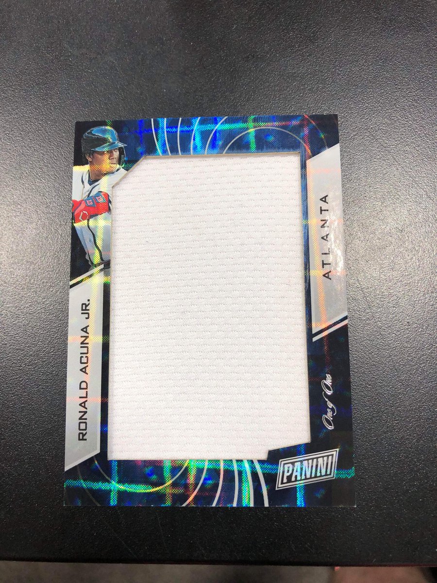belizean_ed's tweet photo. @PaniniAmerica you have GOT TO BE KIDDING ME! A one of one and this is the best you can do for a patch? A white napkin? Sad....sad indeed! https://t.co/E69uoDvzUl