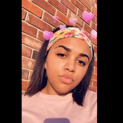 Claire🦒 tweet media