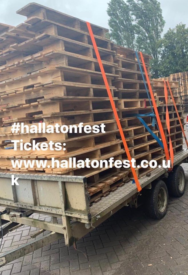 THE BUILD BEGINS!  Love the generosity of local people supporting <a href="/airambulance/">Air Ambulance Intl.</a> <a href="/hallatonfest/">hallatonfest</a> ❤️

#hallatonfest #festivals #airambulance #love #family #camping #glamping #parTpees #hallaton #leicestershire #healing #kids #family #augustbankholiday #summer #besttinyfestival #bands