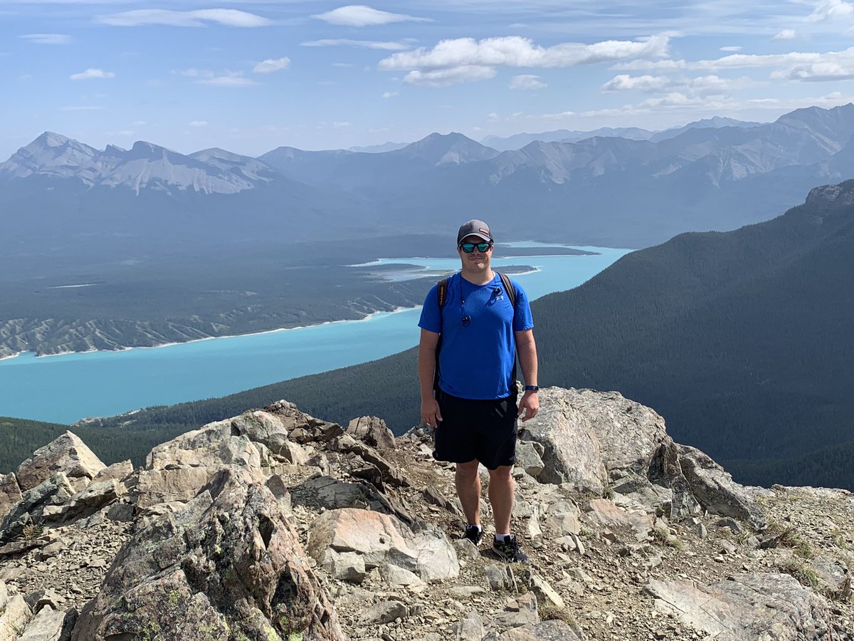 DFountain1212's tweet photo. Enjoying one last hike as summer comes to a close. Time to gear up for the 2019-2020 school year :) #allstones #abrahamlake https://t.co/xxxI1aynt2