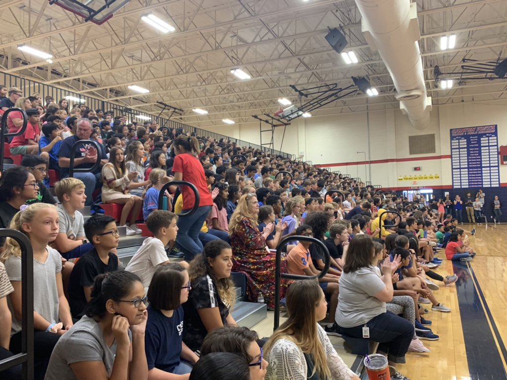 CaVMS_Admin's tweet photo. @CaVMS_Admin is excited about our first Pep Rally!! It’s gonna be a great year! https://t.co/leqFFZ82Ts