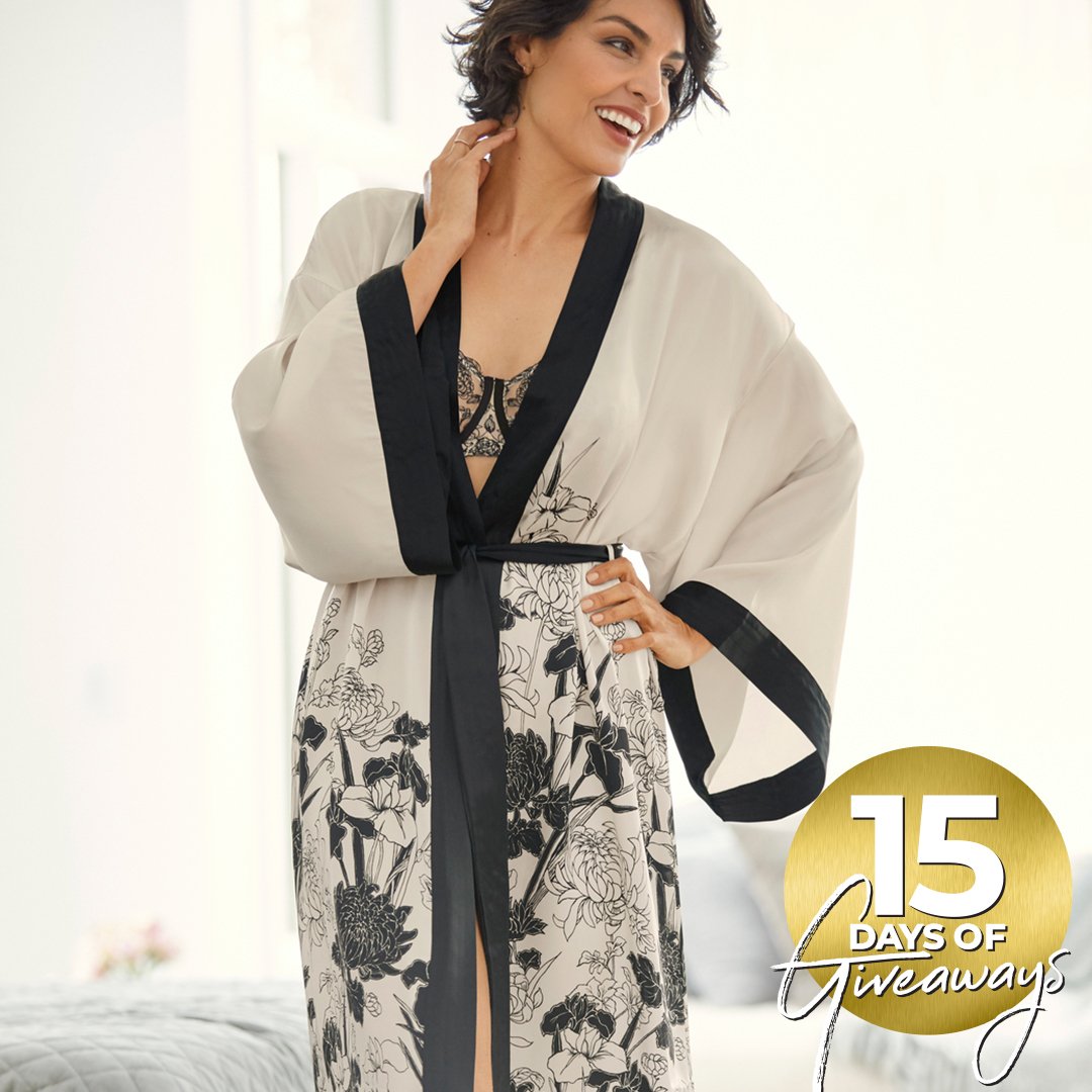 SomaIntimates's tweet photo. 🥂GIVEAWAY DAY 13! 🥂 How would you like to spend your next #SundayFunday at the spa? Enter for your chance to win $250 SpaFinder gift card and our beautiful, limited-edition Silk Kimono. Enter now: https://t.co/p3WbyheL2R #15DaysOfGiveaways https://t.co/cM0yY2VNFL