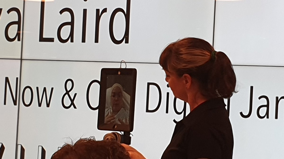 Phil Harris tweet media