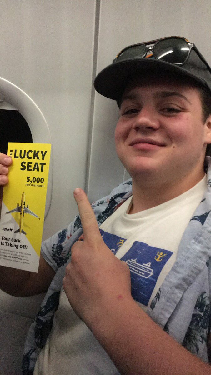 LukeGray_'s tweet photo. Happy birthday to a brother for life! Love you danimal have yourself a night can’t wait for you to be in cbus! #yeahbrad https://t.co/zDWgzTIuR3