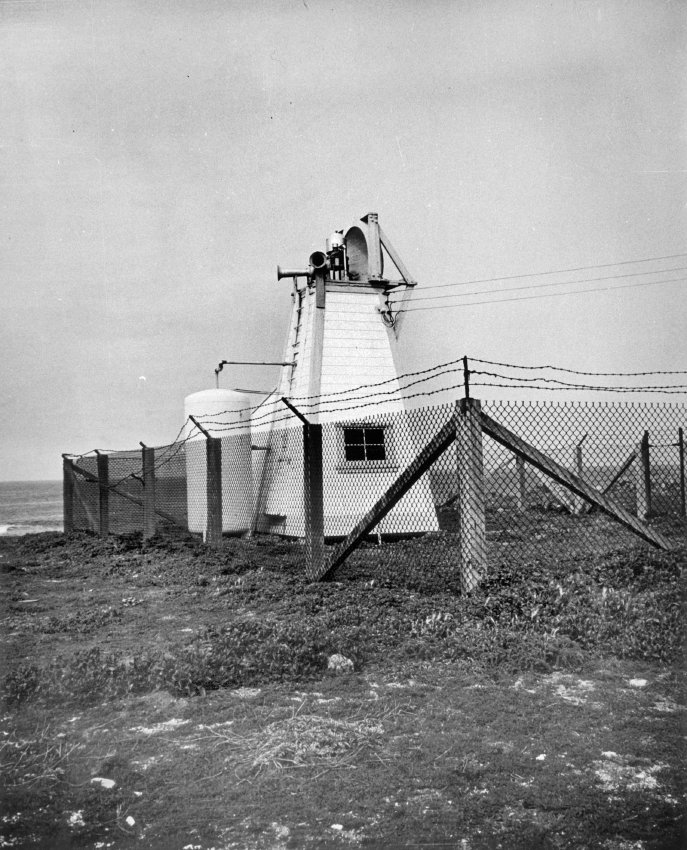 PGMuseum's tweet photo. This #FlashbackFriday enjoy a 1945 photo of Point Pinosโ fog signal at the time! #PacificGrove #History #PointPinos https://t.co/FqKQyagEEu