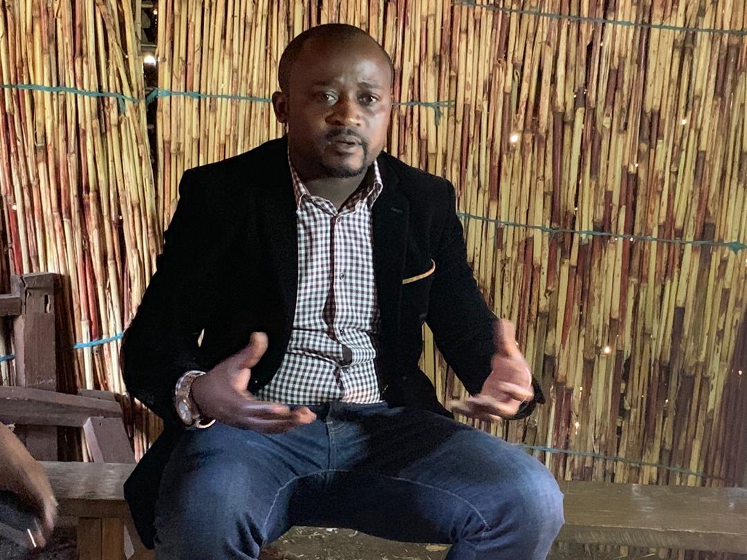 AmaniKamanda2's tweet photo. PNKB: À la rencontre des peuples #pygmees d #kabare,#kalehe. Dialogue ouvert e constructif avec les parties prenantes sur la situation actuelle du #PNKB.
Ns avons longuement échangé sur leur besoin de quitter l Parc ainsi participer à la protection du #PNKB.
@MinEnvRDC @fatshi13 https://t.co/y22sYbwpNY