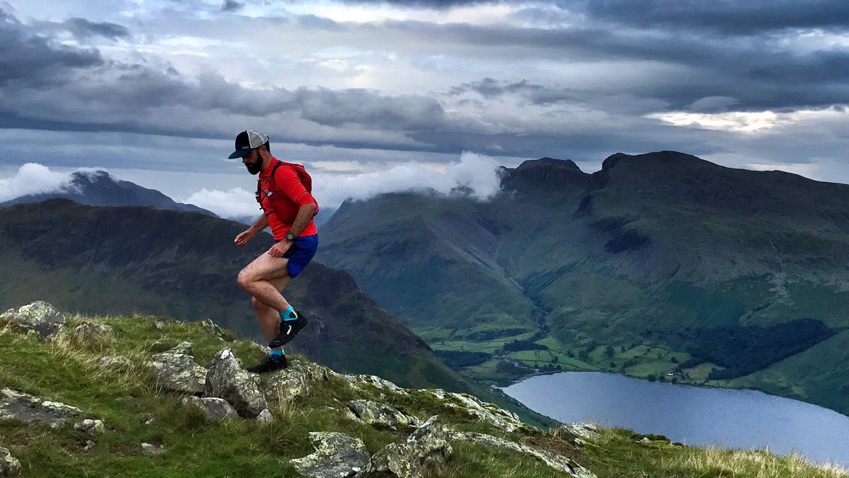 TheLakesMike's tweet photo. Running into a weekend in the Lakes. Play safe(ish)! 🤘
.
#scafell #scafellpike #wasdale #wastwater #middlefell #thescrees  #sunset #ukrunchat #running #trailrunning #fellrunning #garminoutdoor #fenix5x #cumbria #lakedistrict #getoutside https://t.co/2fN02mP0Be