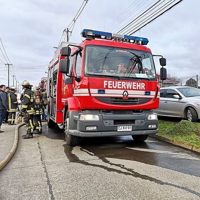FuerwehrC's tweet photo. Primera compañía "Germanía" de La Unión; móvil B-1.

Gracias por seguirnos 🇩🇪🇨🇱. Aportes DM.

Comparte.

#feuerwehr #bombagermania #1EFK #feuerwehrfrauen #freiwilligefeuerwehr #feuerwehrfrau #feuerwehrfrauen #erste #zweite #dritte #Man #magirus #ivecomag… https://t.co/Uo3RbvZoGb https://t.co/xkB0FNQjOy