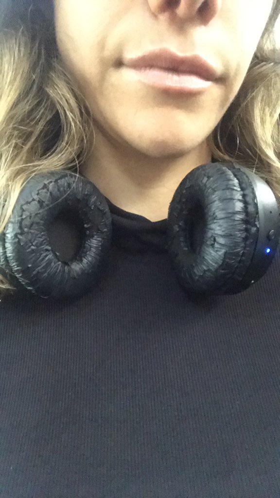Headphone descascando Outlet