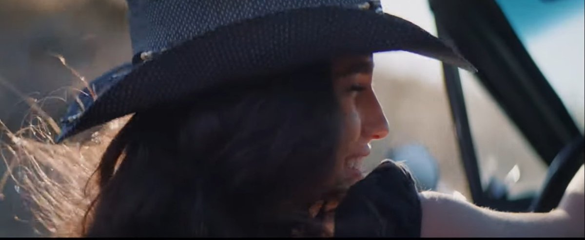 bad_girllz's tweet photo. A fora da lei mais adorável q existe
#running #RunningMusicVideo https://t.co/7CgutMqhSD