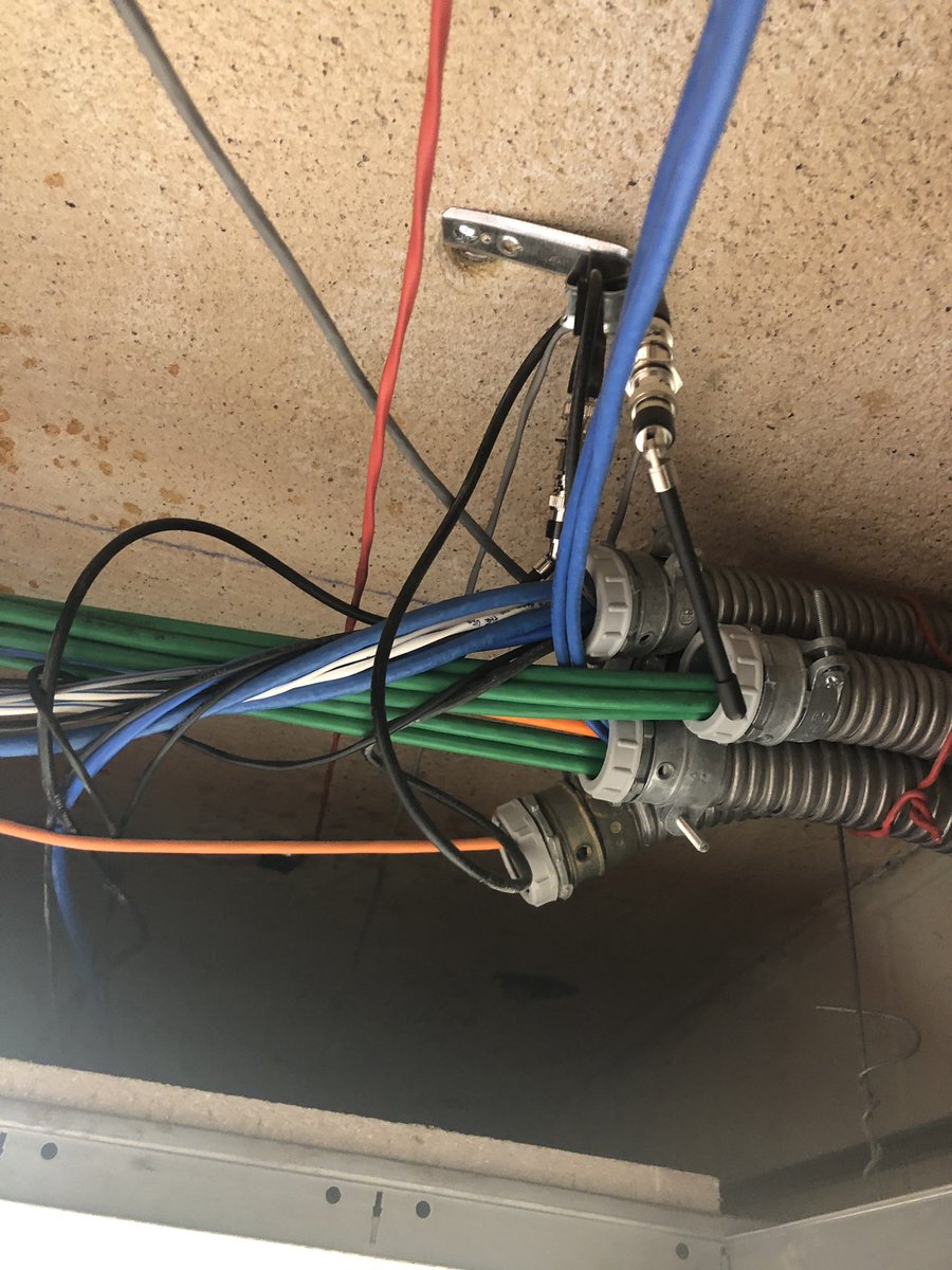 CrossSystems's tweet image. Where we found the wireless antennas installed above a drop tile ceiling. Wonder why their wireless systems wouldn’t work?